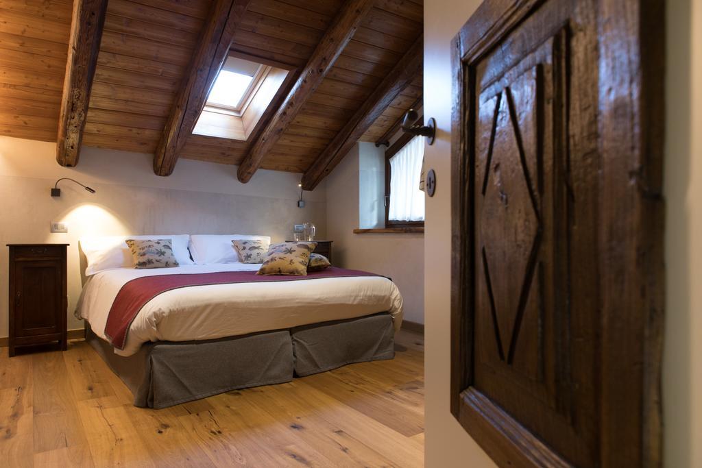Maison Lo Triolet อินทรอด ภายนอก รูปภาพ